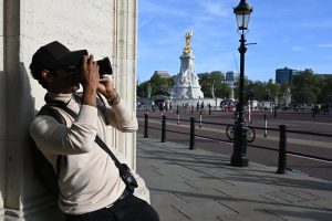 turn-your-london-adventures-into-youtube-gold-to-make-extra-money-in-london